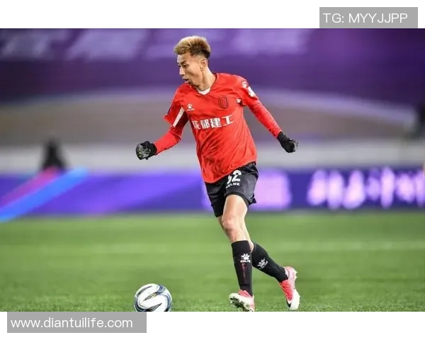 成都篮球队在全国锦标赛中的默契配合与战术执行分析 成都篮球队在全国锦标赛中的默契配合与战术执行分析